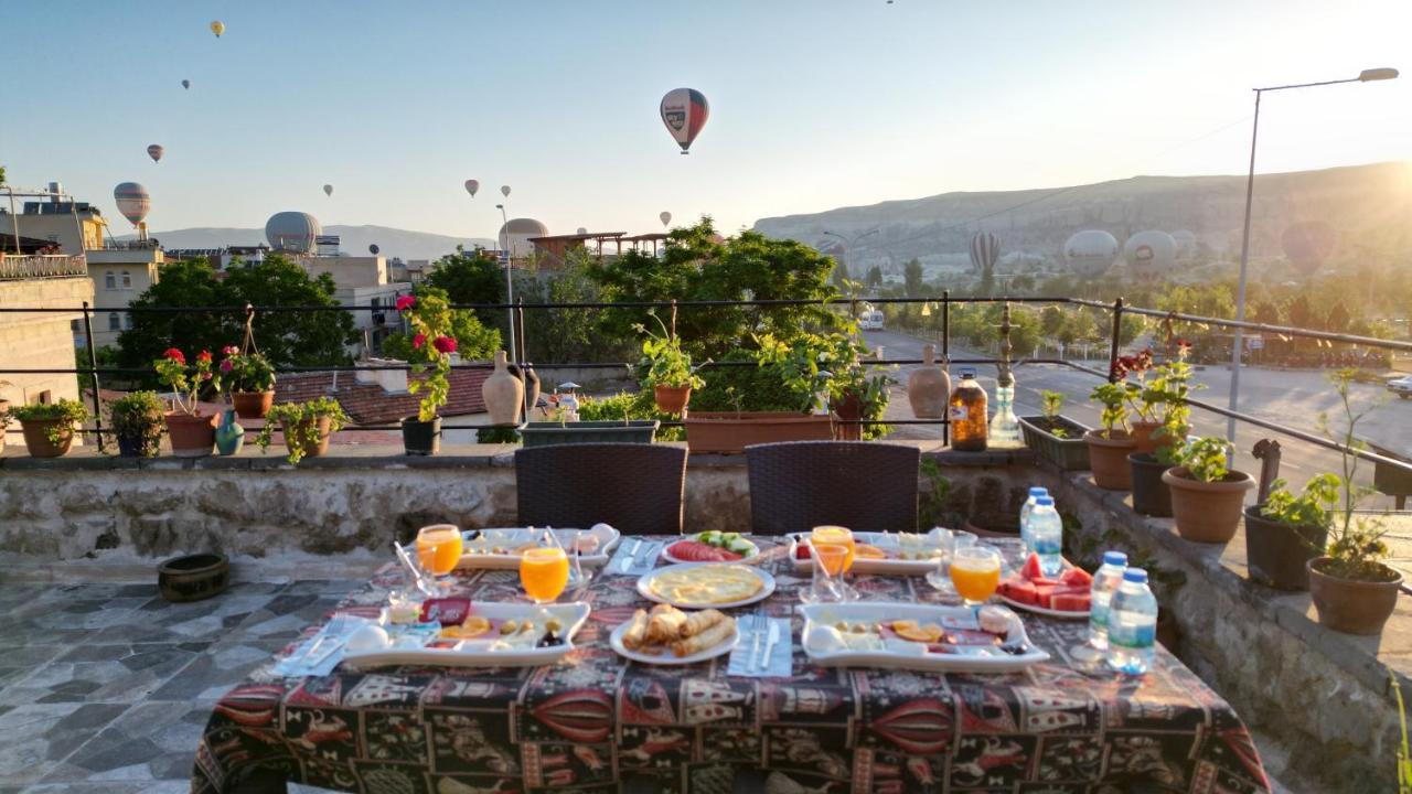 Lucky Luke Stone House Apartamento Göreme Exterior foto