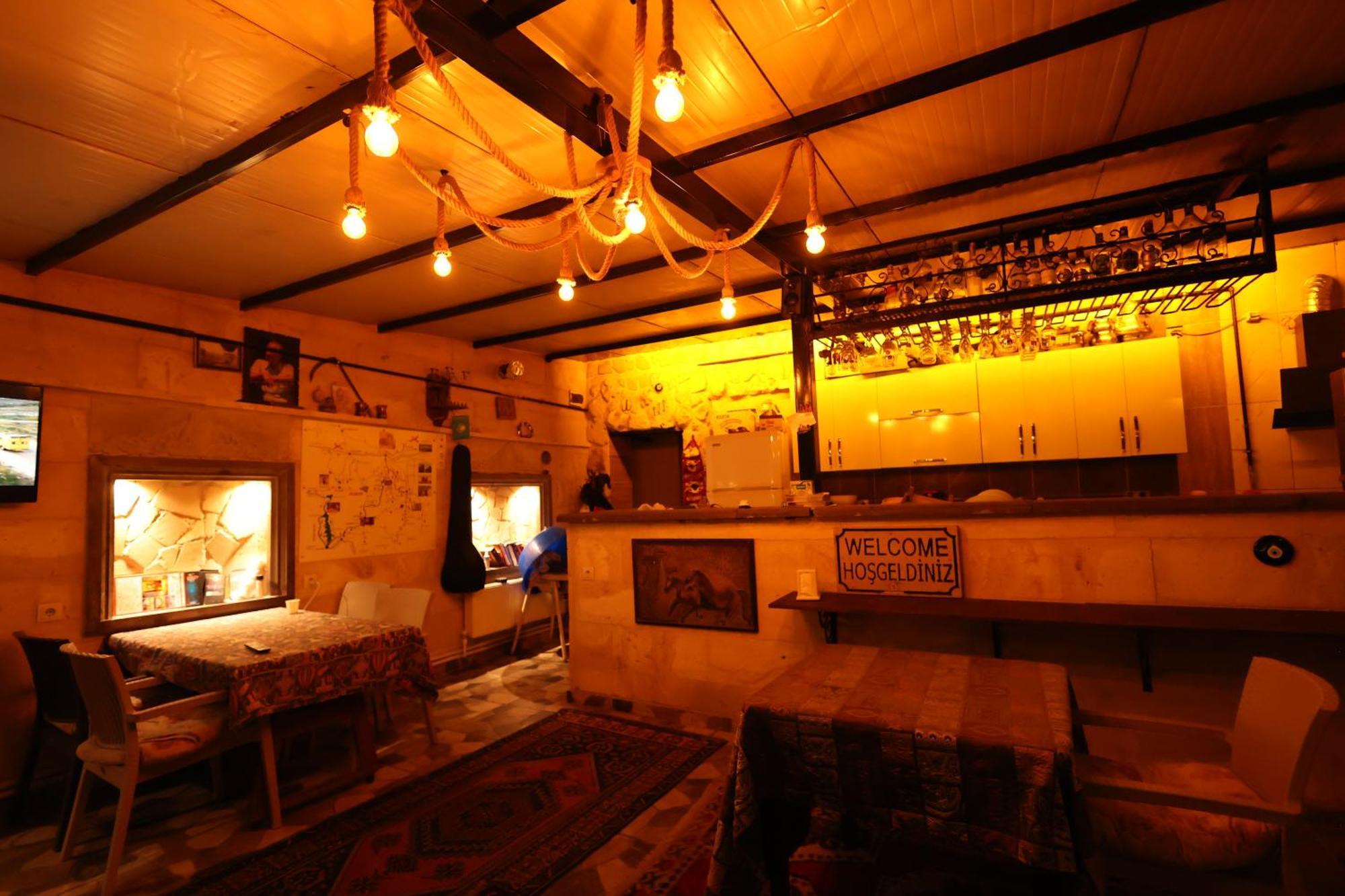 Lucky Luke Stone House Apartamento Göreme Exterior foto